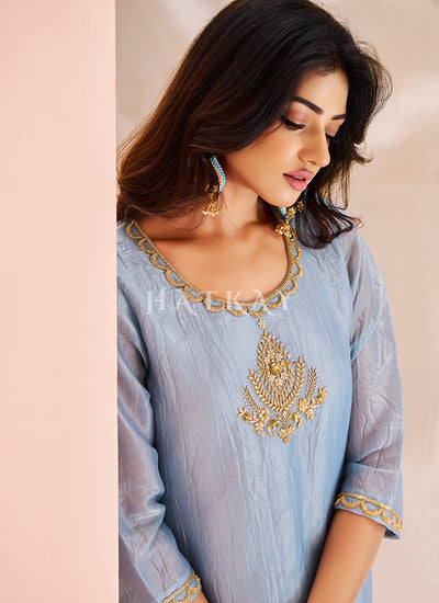 Buy Kurta And Pant Suit