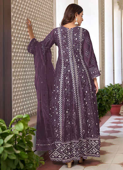 Shop Partywear Inidan Outfits For Women Online In Germany USA UK Canada.