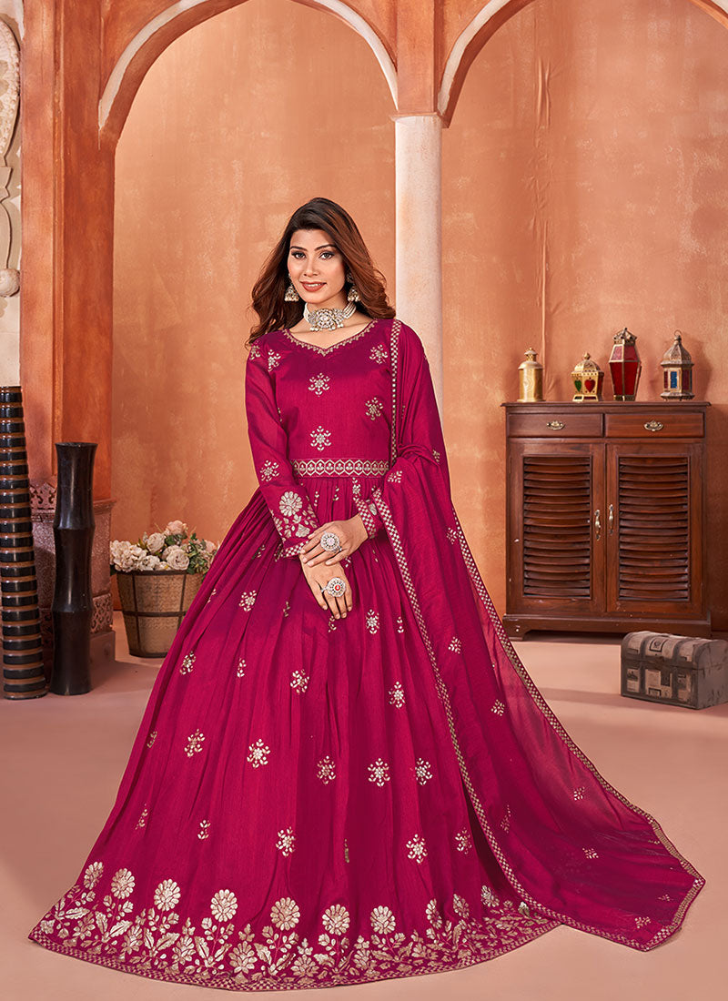 Shop Indian Suits In USA, UK, Canada, Germany, Mauritius, Singapore With Free Shipping Worldwide.