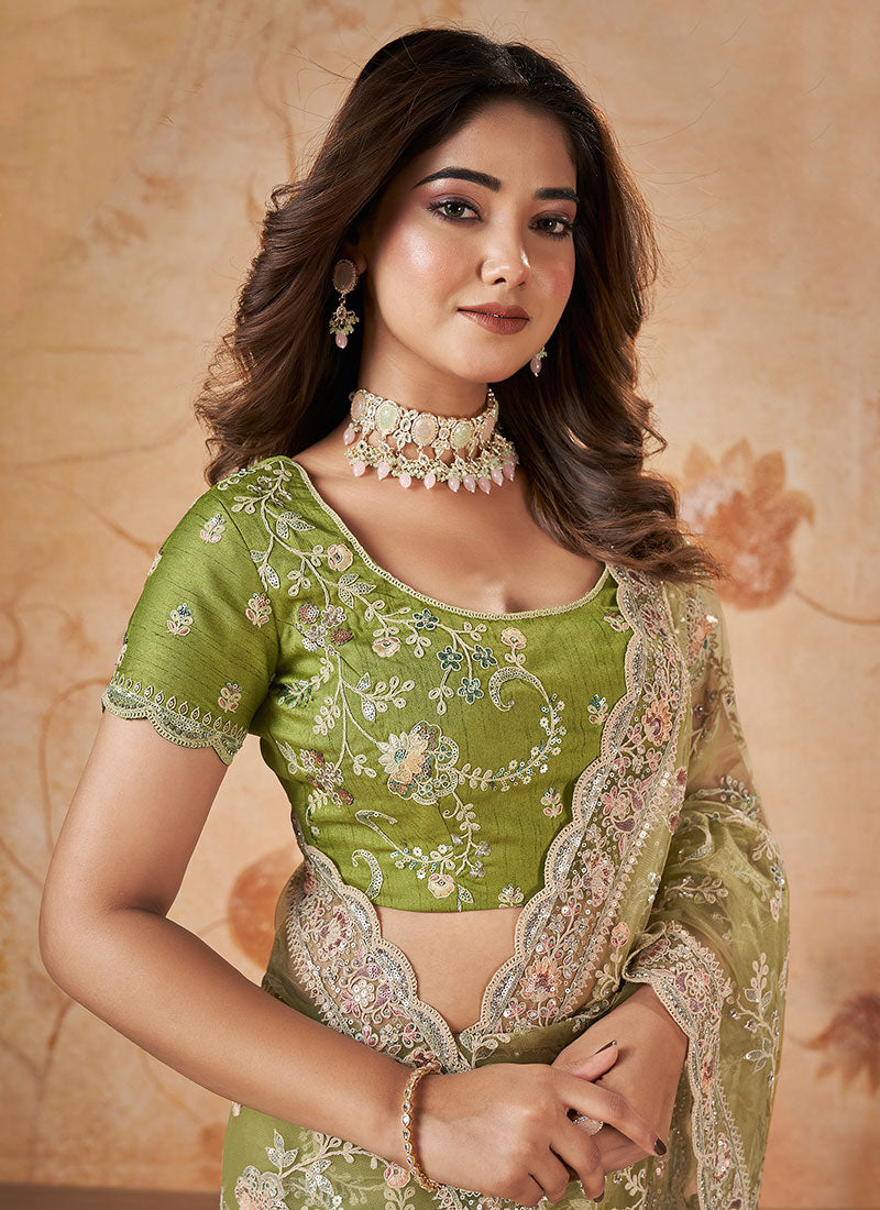 Buy Wedding Saree In USA UK Canada