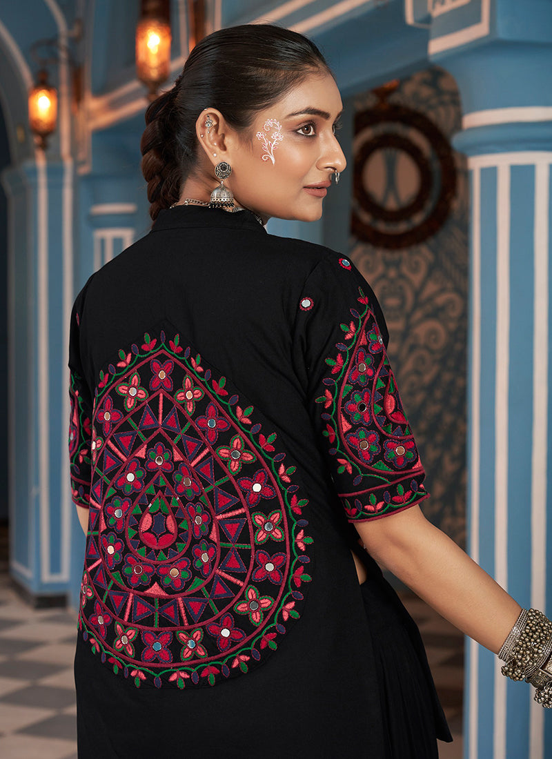 Buy Navratri Chaniya Choli In Canada