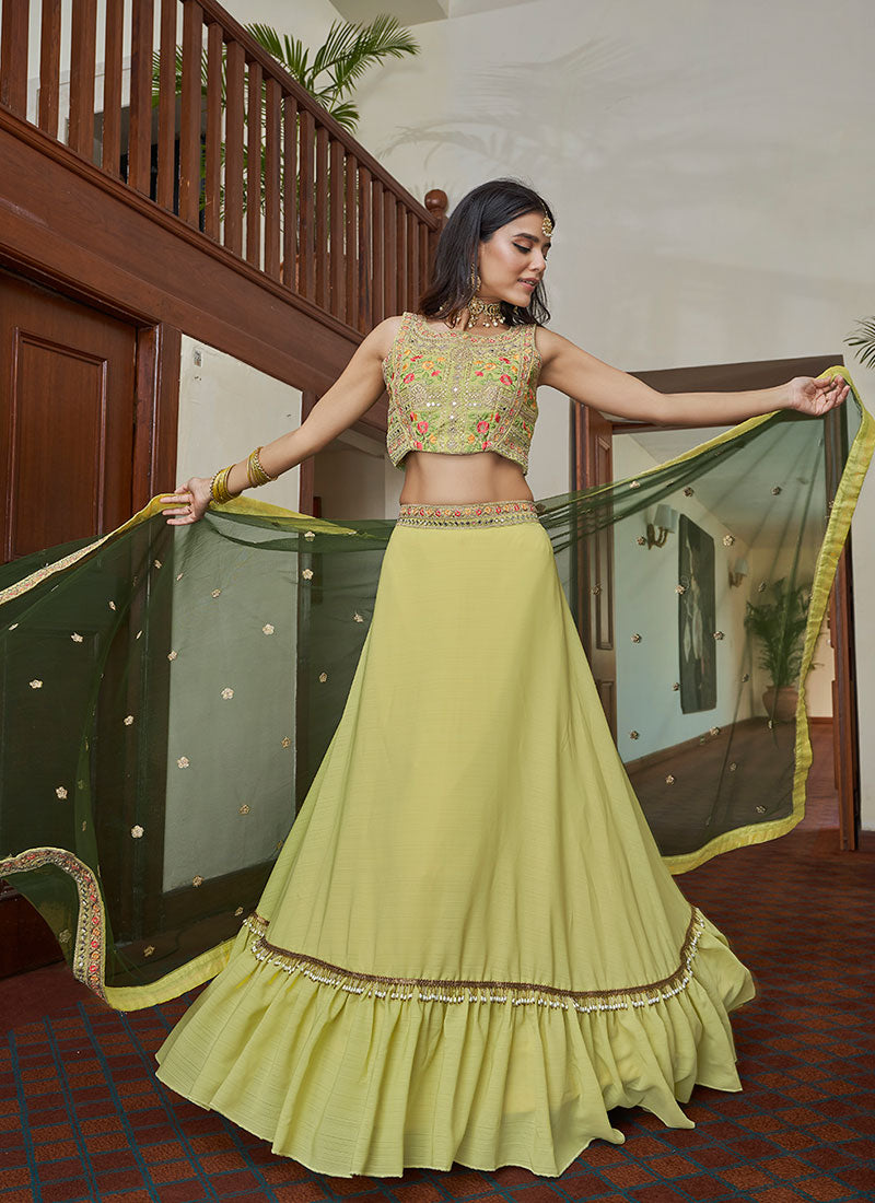 Shop Indian Outfits In USA, UK, Canada, Australia, Germany, France, Singapore, Austria, Dubai, Mauritius With Free Shipping.