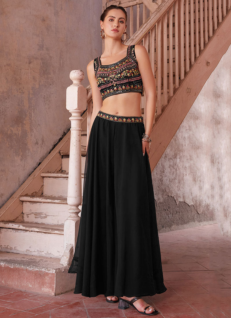 Shop Indian Outfits In USA, UK, Canada, Australia, Germany, France, Singapore, Austria, Dubai, Mauritius With Free Shipping.