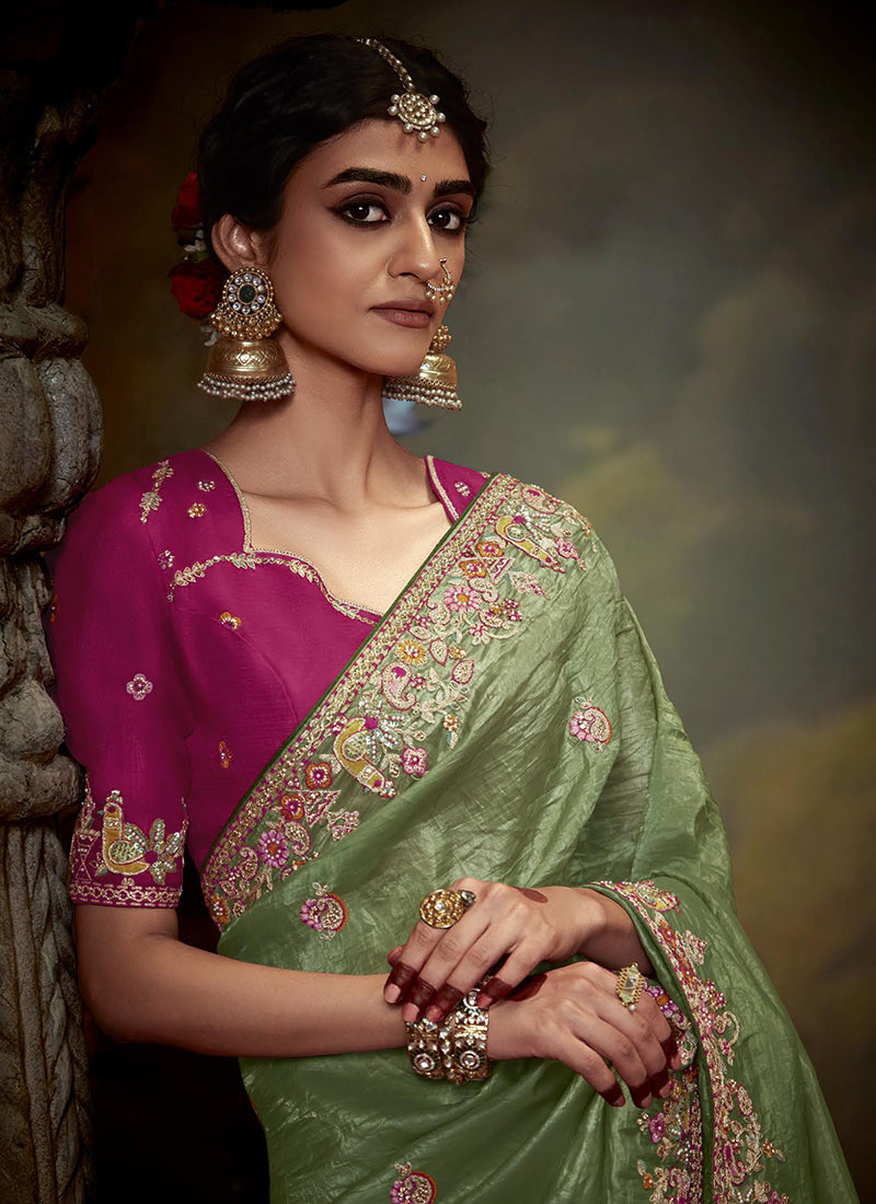 Shop Bridesmaid Saree In USA Virginia, UK, Canada, Germany, Australia, New Zealand, Singapore With Free Shipping Worldwide.