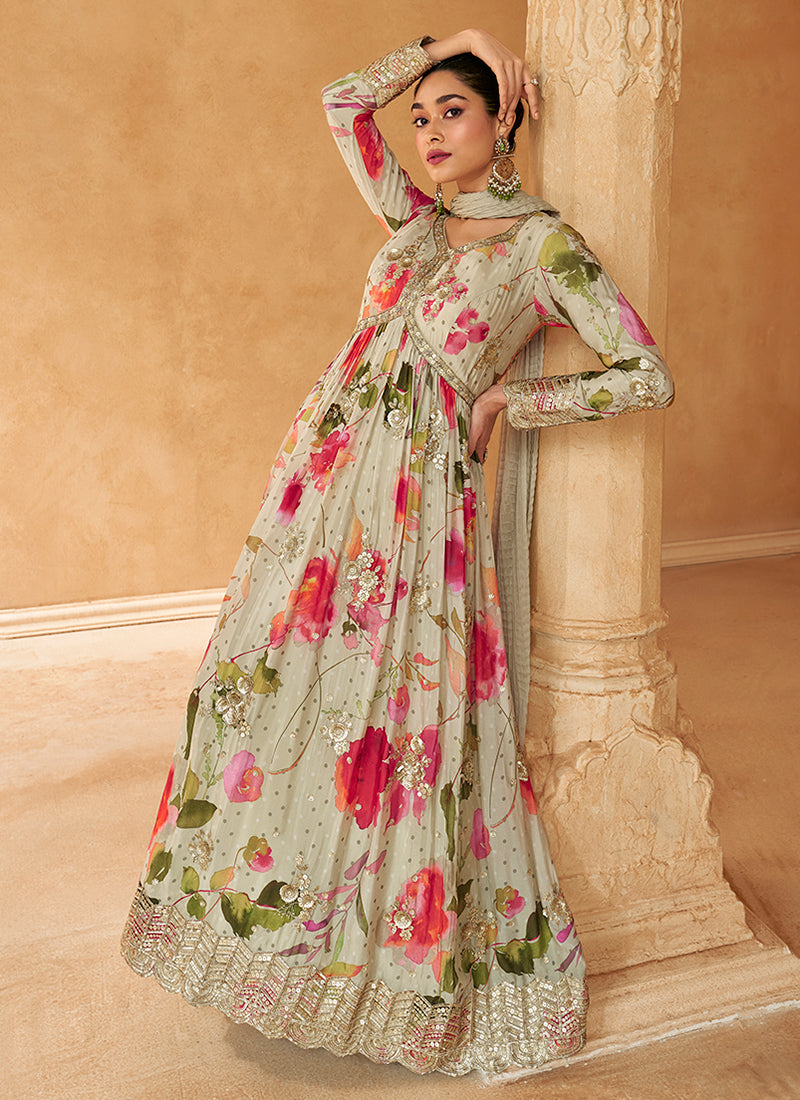 Buy Indian Outfit In USA, UK, Canada, Germany With Free Shipping Worldwide.