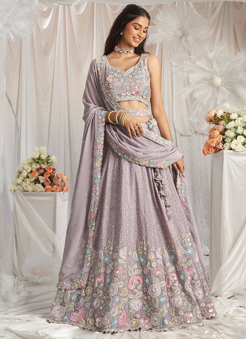Buy Indian Lehenga In USA, UK, Canada, Germany, Australia With Free Shipping.
