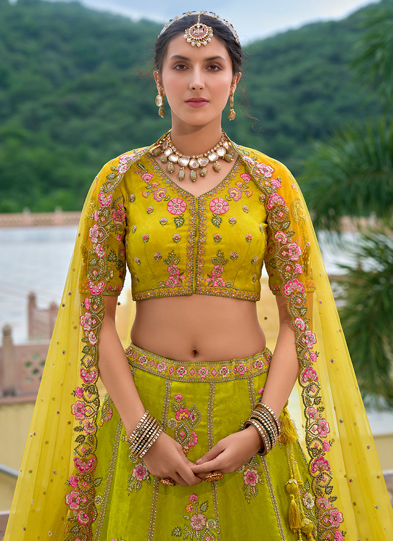 Shop Indian Lehenga In USA, UK, Canada, Germany, Mauritius, Singapore With Free Shipping Worldwide.