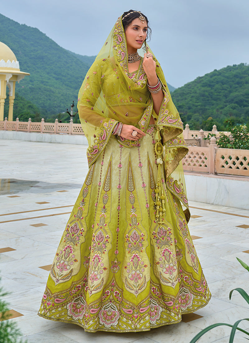Shop Indian Lehenga In USA, UK, Canada, Germany, Mauritius, Singapore With Free Shipping Worldwide.