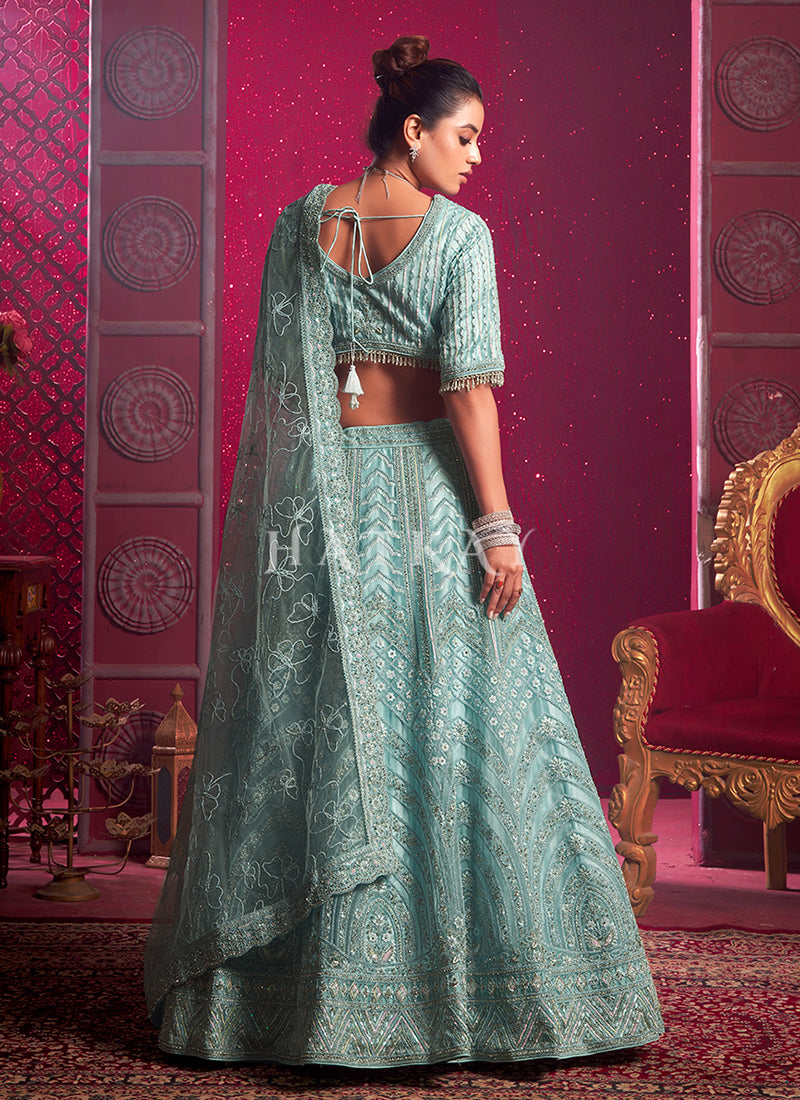 Buy Latest Lehengas In USA With Free Shipping Worldwide.