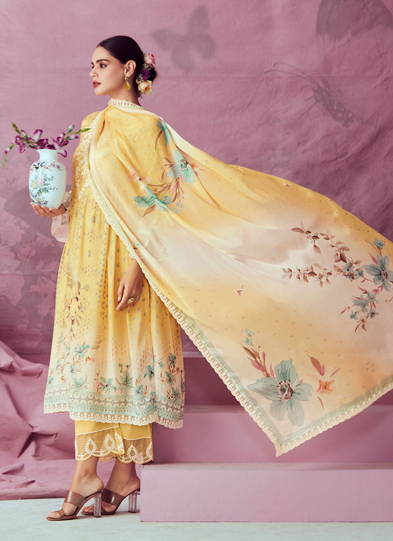 Buy Pakistani Dresses Online In Australia, USA, UK, Canada, Germany, France With Free International Shipping.