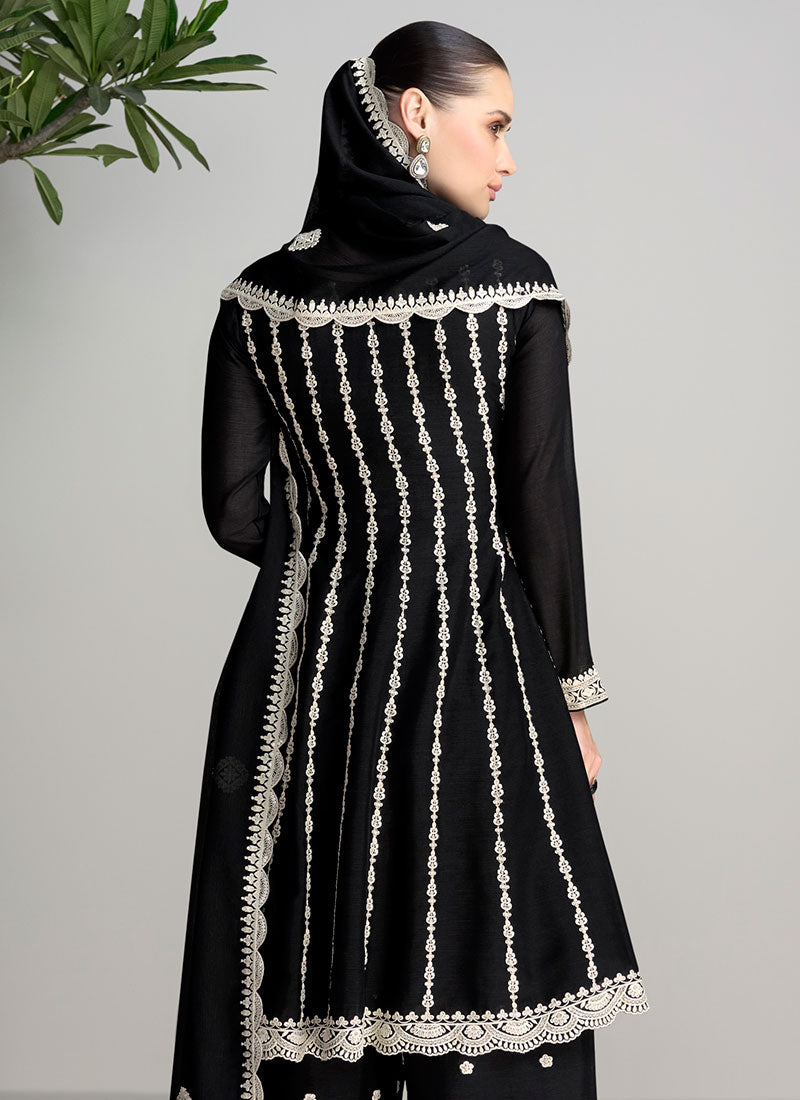 Shop Indian Anarkali In USA, UK, Canada, Germany, Mauritius, Singapore With Free Shipping Worldwide.