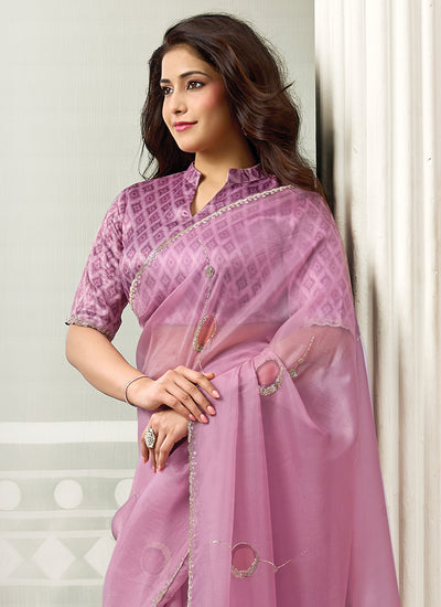 Shop Lilac Purple Traditional Saree At Hatkay