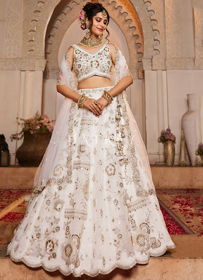 latest Indian wedding lehenga online