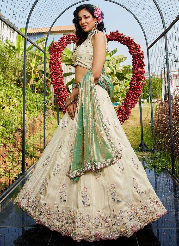 Buy Lehenga Choli