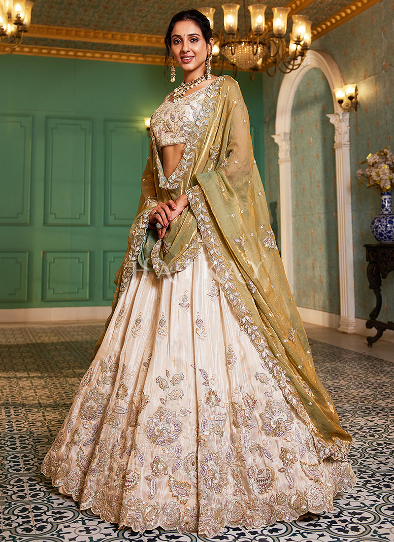 Shop Latest Collection Of Bollywood Lehenga