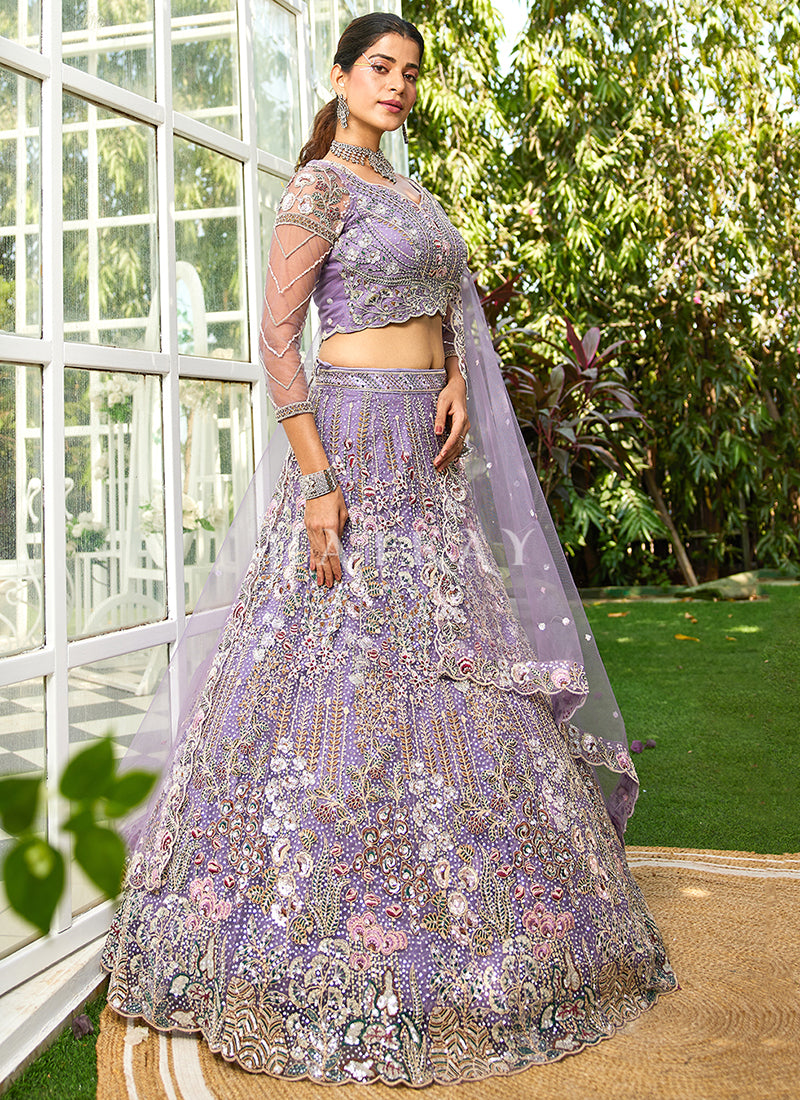 Buy Indian Lehenga In USA, UK, Canada, Germany, Australia With Free Shipping.