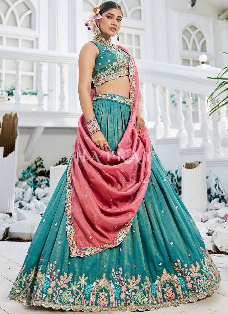 Buy Indian Lehenga In USA, UK, Canada, Germany, Australia With Free Shipping.