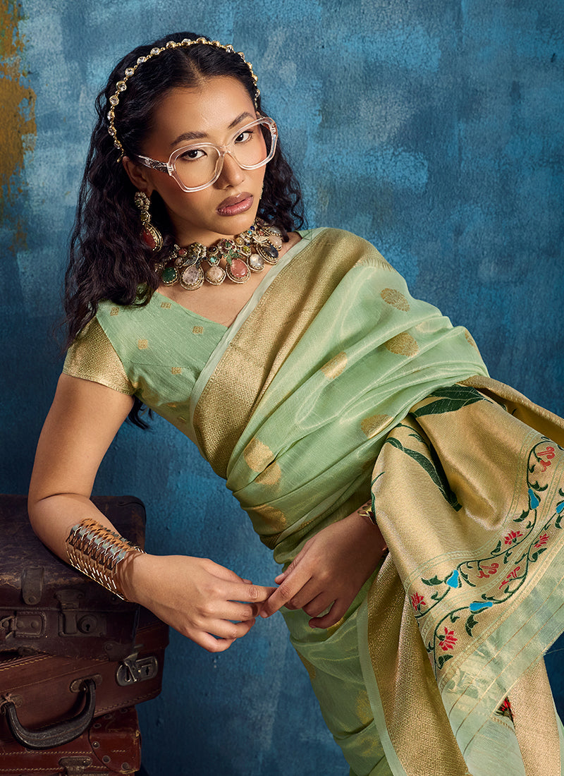 Buy Traditional Indian Saree