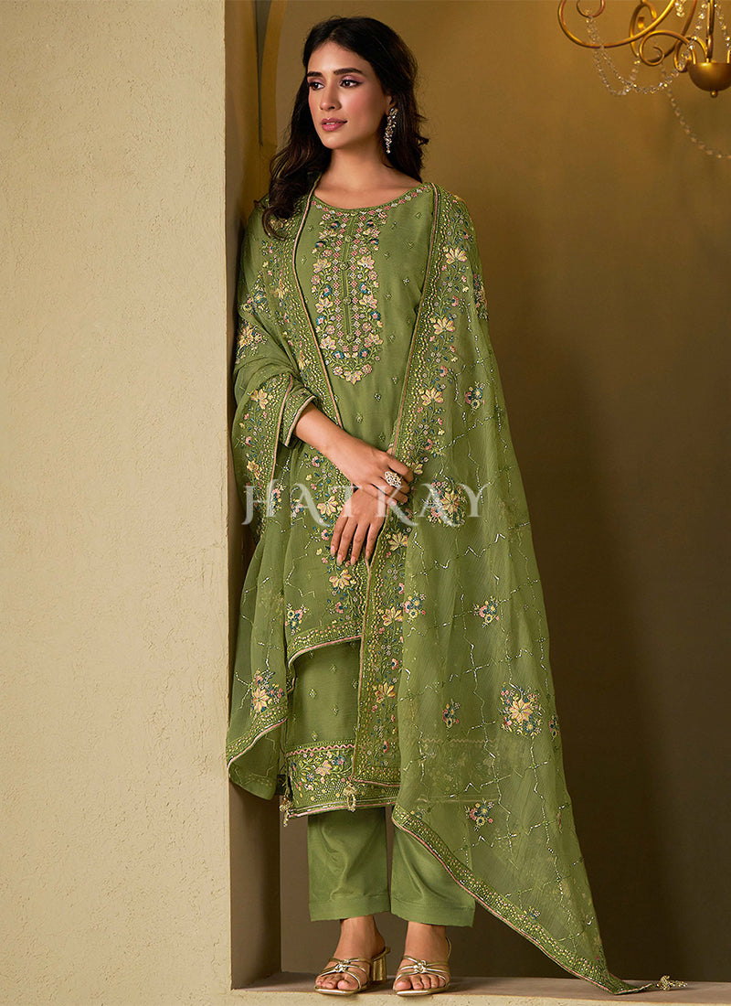 Buy Pakistani Pant Suit In UK