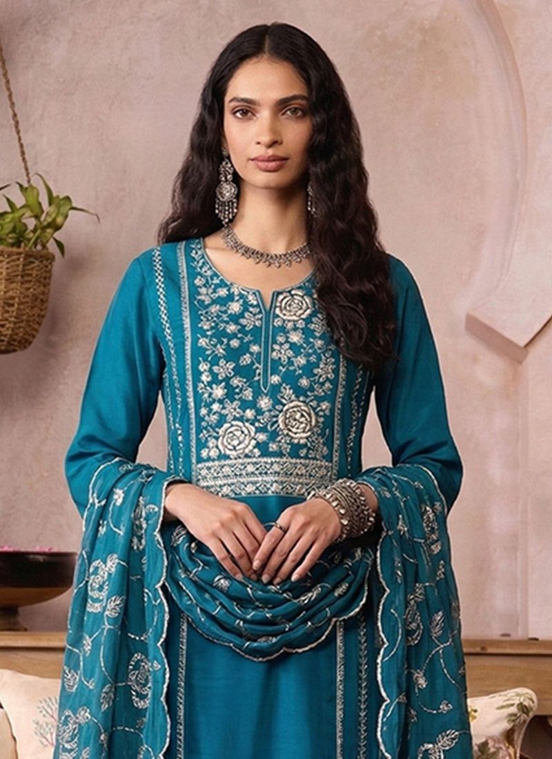 Buy Pakistani Suit In USA