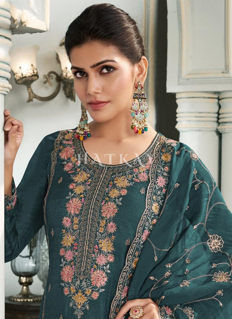Buy Pakistani Suit