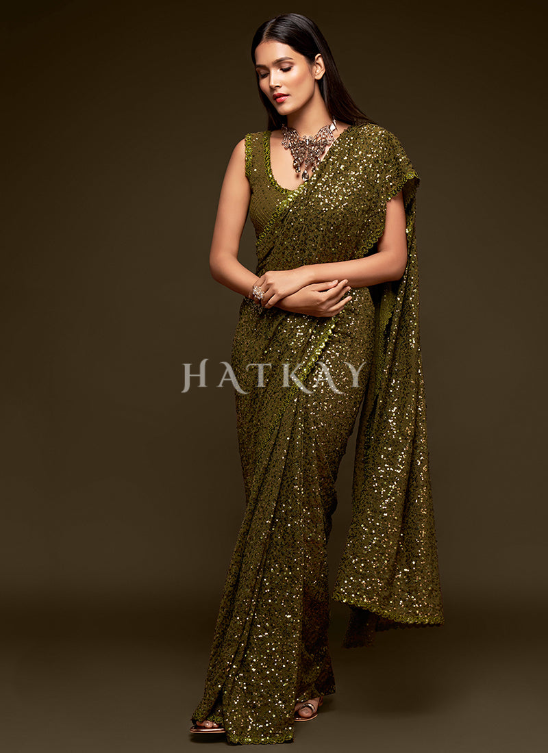 Sarees & Blouses for Women - Shop from a wide range of trendy women sarees and stitched blouses online in different fabrics and patterns at Hatkay.