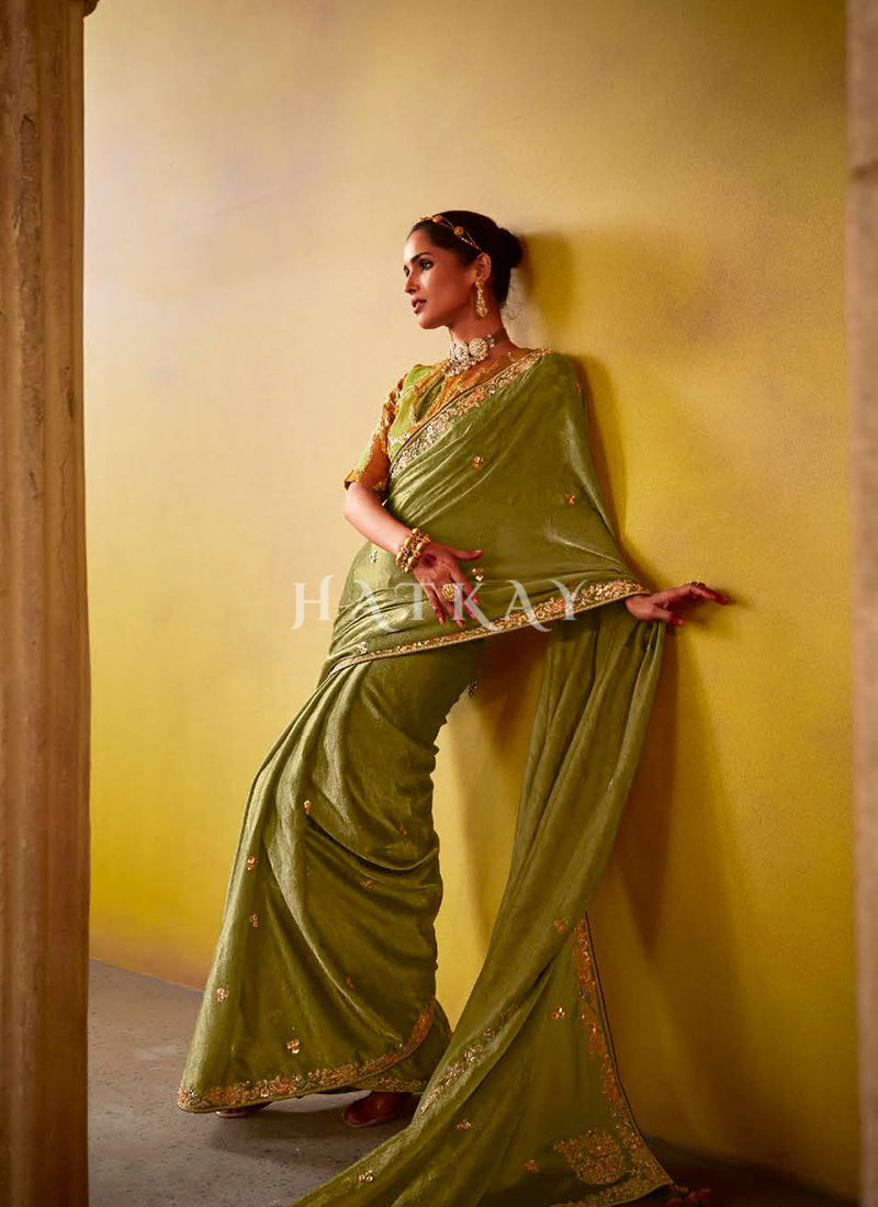 Buy Designer Saree In USA, UK, Canada, Germany, Australia, Singapore, Mauritius, Austria With Free Shipping Worldwide.
