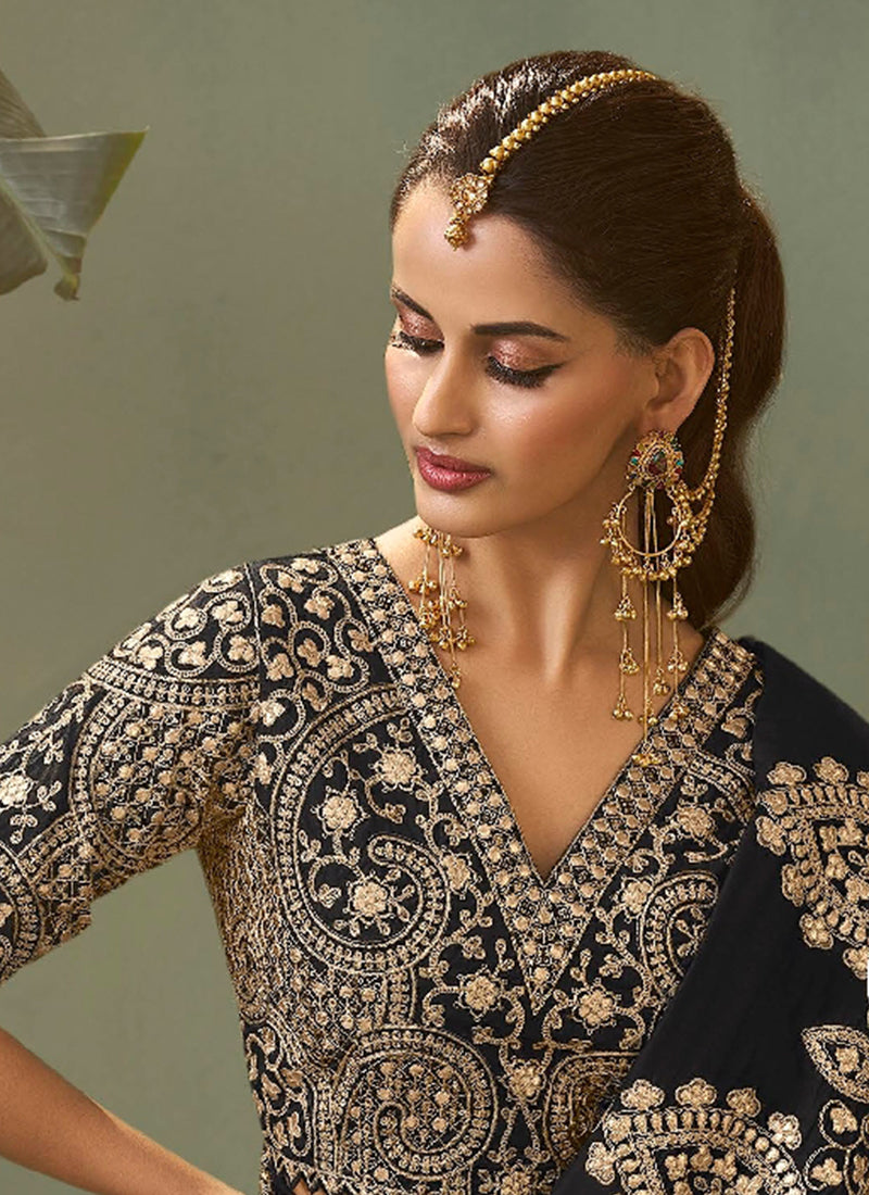 Buy Embroidered Saree with Blouse