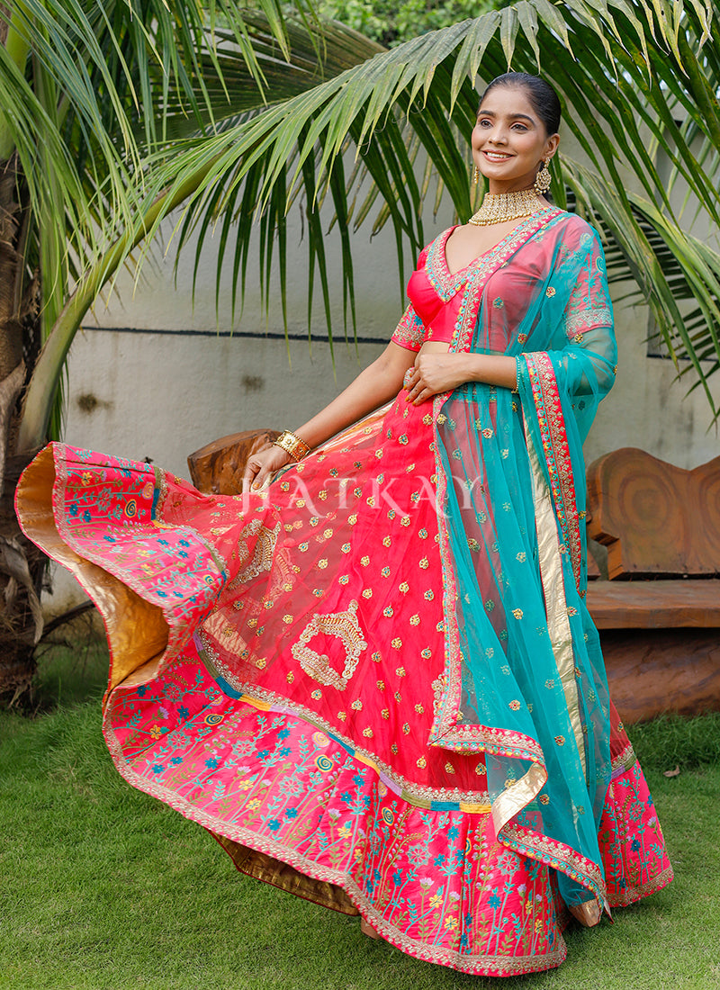 Shop Wedding Wear Lehenga In USA, UK, Canada, Germany, Mauritius, Singapore With Free Shipping Worldwide.