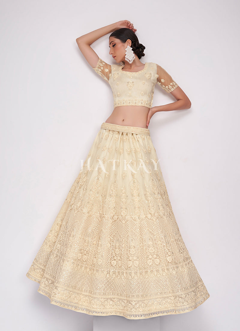 Shop Indian Outfit In USA, UK, Canada, Germany, Mauritius, Singapore With Free Shipping Worldwide.