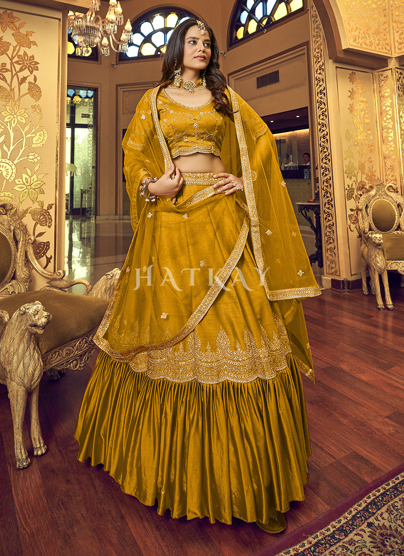 Buy Designer Lehenga In UK, USA, Canada, Germany, Netherland, Singapore, Australia With Free Shipping Worldwide.