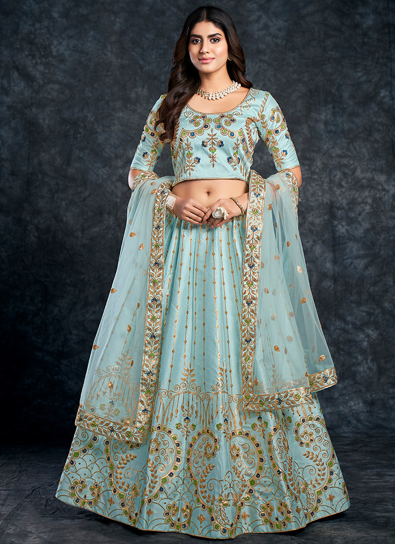 Shop Latest Bollywood Lehenga Online Free Shipping In USA, UK, Canada, Germany, Mauritius, Singapore With Free Shipping Worldwide.