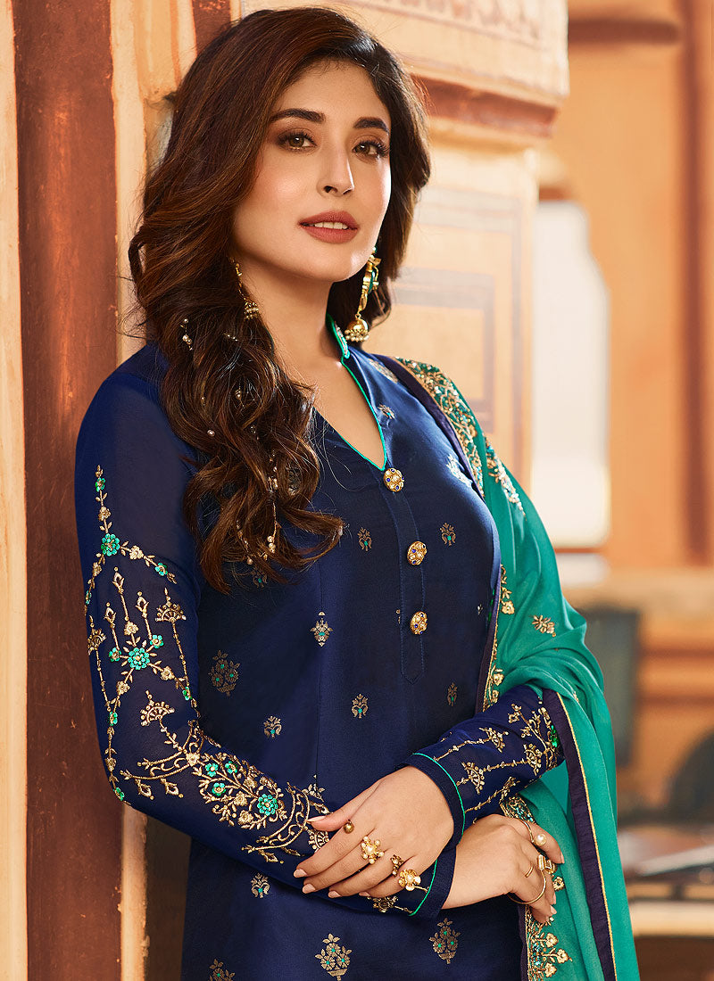 Embroidered Pant Suit