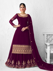 Top 6 Reasons Why Anarkali Dress has Become a Wardrobe Essential