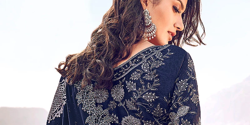 Why are colors and embroidery important in choosing the right salwar kameez?