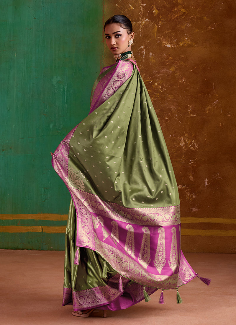 Green and Magenta Handwoven Silk Saree