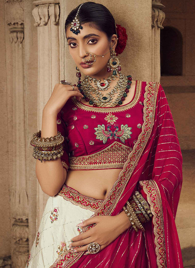 SABYASACHI INSPIRED GREEN KUNDAN BRIDAL NECKLACE SET FOR WOMEN -RG32KN –  www.soosi.co.in