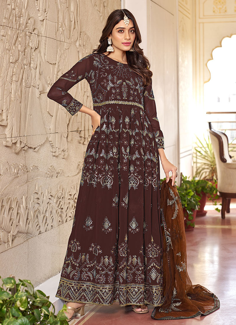 Shop Indian Clothing In USA, UK, Canada, Germany, Mauritius, Singapore With Free Shipping Worldwide.