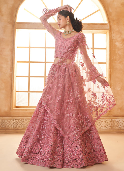 Shop Indian Outfit In USA, UK, Canada, Germany, Mauritius, Singapore With Free Shipping Worldwide.