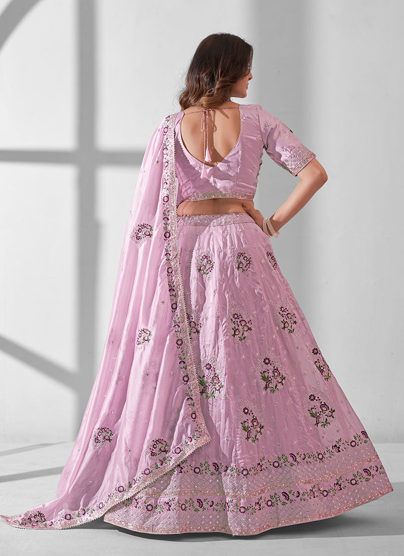 Buy Indian Lehenga In USA, UK, Canada, Germany, Australia With Free Shipping.