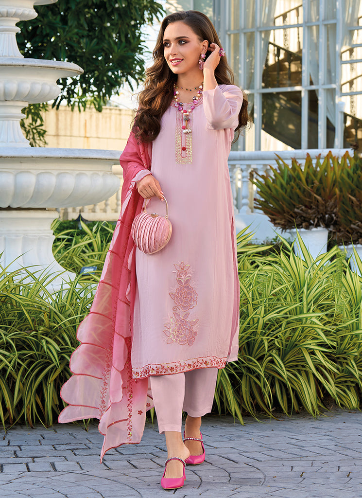 Buy Pakistani Clothes In USA, UK, Canada, Germany, France, Mauritius, Netherlands, Egypt With Free International Shipping.