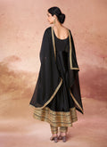 Buy Indian Outfit In USA, UK, Canada, Germany, Australia, Singapore, France With Free Shipping.
