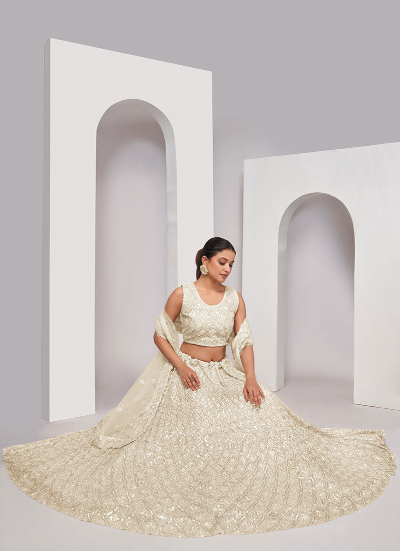 Shop Latest Bollywood Lehenga Online Free Shipping In USA, UK, Canada, Germany, Mauritius, Singapore With Free Shipping Worldwide.