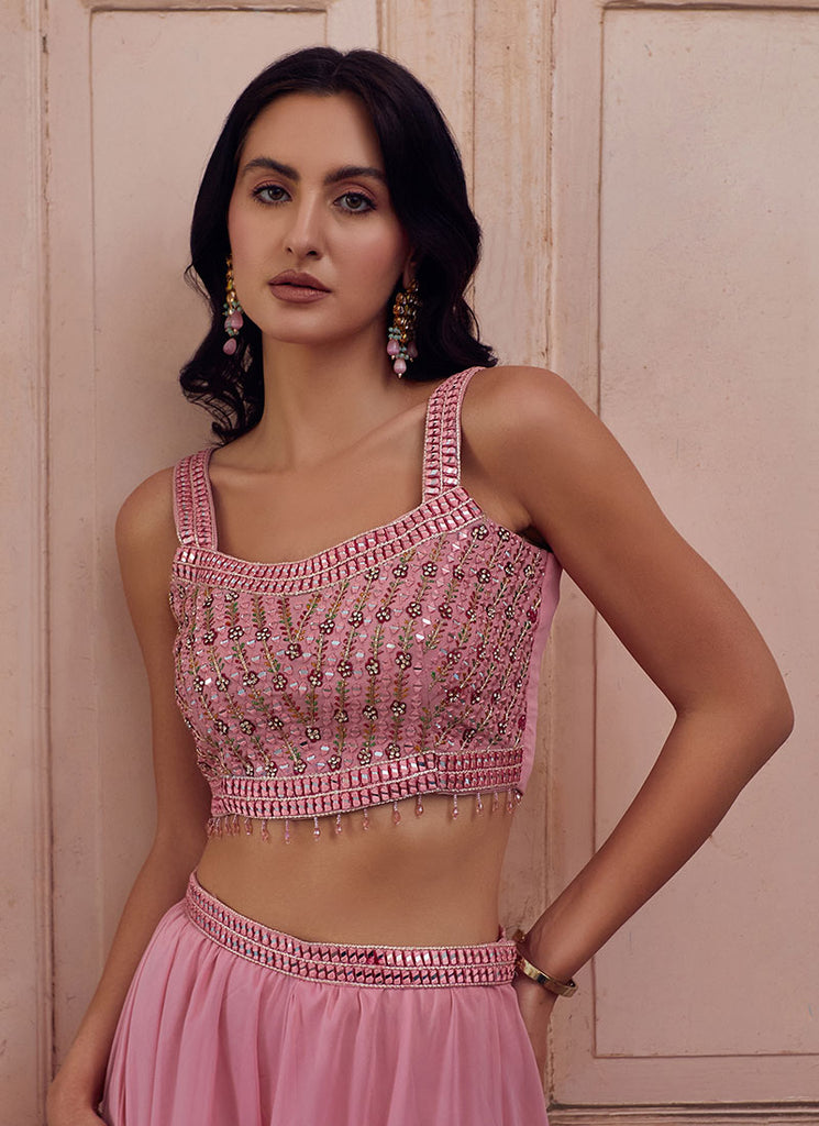 Shop Indian Outfits In USA, UK, Canada, Australia, Germany, France, Singapore, Austria, Dubai, Mauritius With Free Shipping.