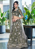Lehengas are ideal for weddings because they adapt to each ceremony! Flowy styles, rich fabrics, and vibrant colors create a perfect look for any event.