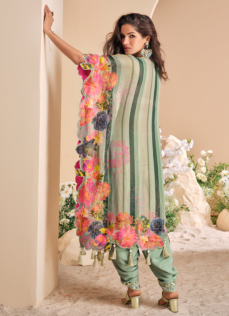 embroidered poncho dress Josefina Embroidery Poncho Fucsia / One size