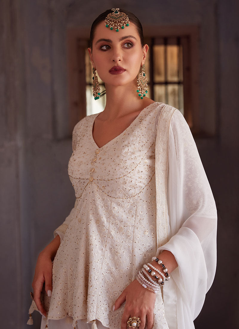 Latest Indian Outfits For Wedding Party