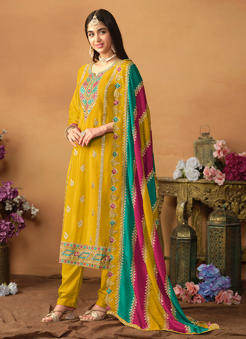 Buy Indian Dresses Online In USA, UK, Canada With Free International Shipping Worldwide.