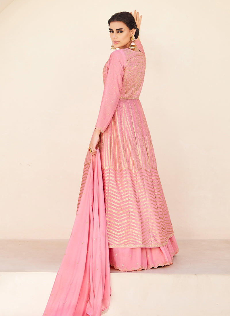 Shop Indian Lehenga In USA, UK, Canada, Germany, Mauritius, Singapore With Free Shipping Worldwide.
