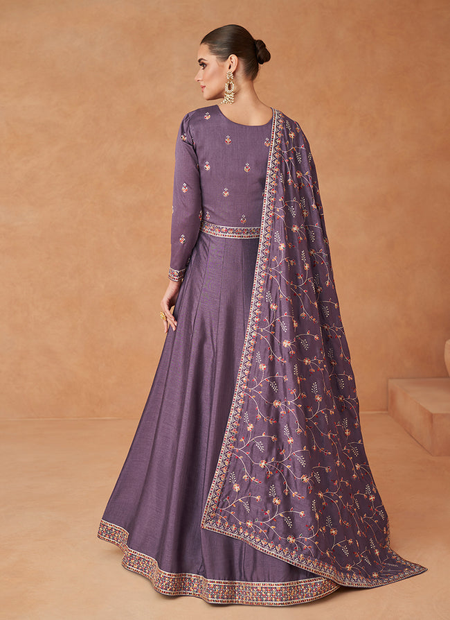 Shop Bollywood Dresses In USA, UK, Canada, Germany, Mauritius, Singapore With Free Shipping Worldwide.